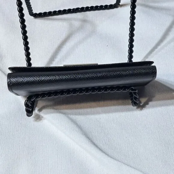 Burberry Black and Cream Key Holder - Picture 12 of 15